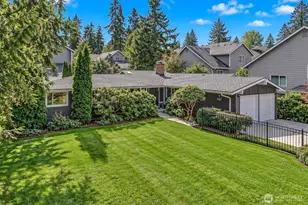 2526 204th St SW, Lynnwood, WA 98036 - Photo 3