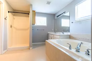 12835 SE 176th St, Renton, WA 98058 - Photo 15