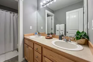 34614 SE Curtis Dr, Snoqualmie, WA 98065 - Photo 29
