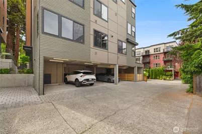 6538 B Latona Avenue NE, Seattle, WA 98115 - Photo 27