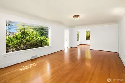 3838 38th Avenue S, Seattle, WA 98118 - Photo 5