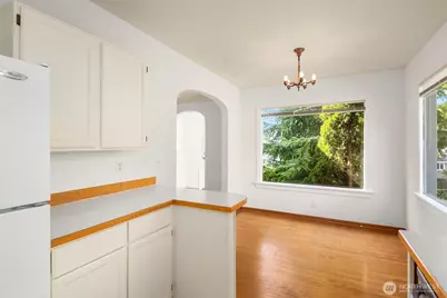 3838 38th Avenue S, Seattle, WA 98118 - Photo 9