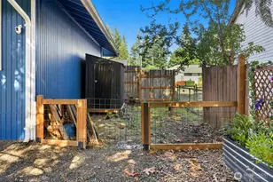 209 NE Mulberry Ln, Bremerton, WA 98311 - Photo 25