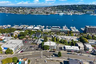 1758 Dexter Ave N, Seattle, WA 98109 - Photo 31