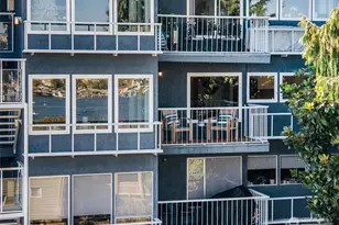 1758 Dexter Ave N, Seattle, WA 98109 - Photo 11