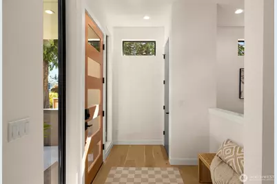 2731 50th Avenue SW, Seattle, WA 98116 - Photo 5