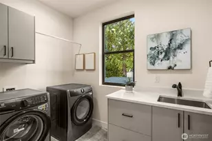 2731 50th Ave SW, Seattle, WA 98116 - Photo 21