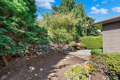 5203 56th Avenue S, Seattle, WA 98118 - Photo 33