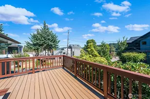 5203 56th Ave S, Seattle, WA 98118 - Photo 3