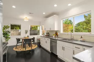 2301 19th Ave S, Seattle, WA 98144 - Photo 11