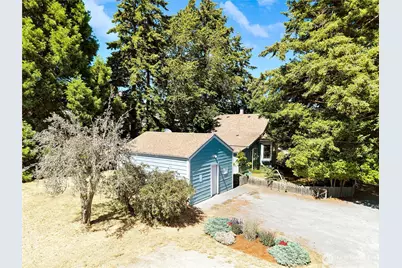 911 Tyler Street, Port Townsend, WA 98368 - Photo 3