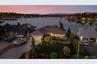 2803 200th Avenue E, Lake Tapps, WA 98391 - Photo 1