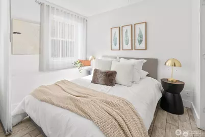 1017 Minor Avenue #206, Seattle, WA 98104 - Photo 5