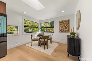 4234 NE 89th St, Seattle, WA 98115 - Photo 9