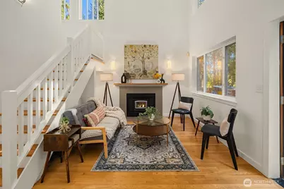 9565 NE Daniel Court, Bainbridge Island, WA 98110 - Photo 7