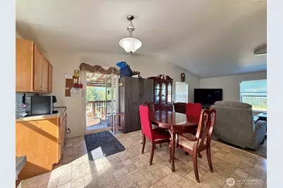 451 Green Mountain Road, Mossyrock, WA 98564 - Photo 7