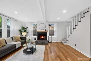 2732 NE 54th St, Seattle, WA 98105 - Photo 3