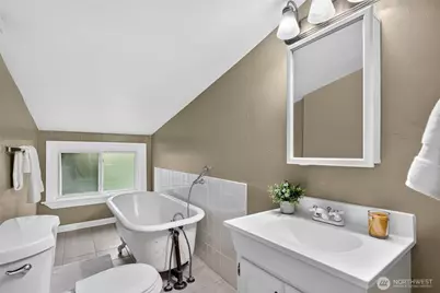 2732 NE 54th Street, Seattle, WA 98105 - Photo 19