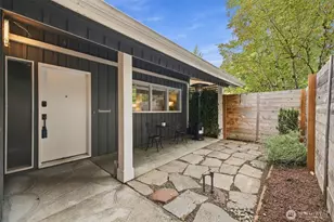 3860 NE 41st St, Seattle, WA 98105 - Photo 35
