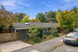 3860 NE 41st St, Seattle, WA 98105 - Photo 39