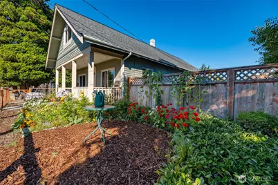 1616 12th Street, Anacortes, WA 98221 - Photo 3