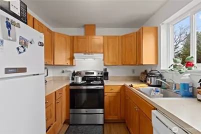 13204 12th Avenue SW, Burien, WA 98146 - Photo 17