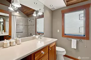 11591 E State Route 106, Union, WA 98592 - Photo 23