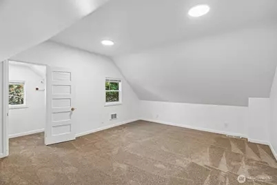 6558 16th Avenue NW, Seattle, WA 98117 - Photo 19