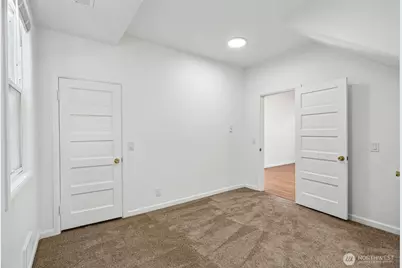 6558 16th Avenue NW, Seattle, WA 98117 - Photo 13