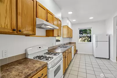 6558 16th Avenue NW, Seattle, WA 98117 - Photo 11