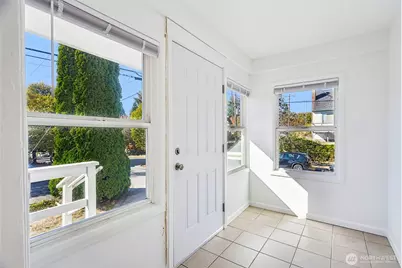 6558 16th Avenue NW, Seattle, WA 98117 - Photo 5
