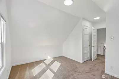 6558 16th Avenue NW, Seattle, WA 98117 - Photo 17