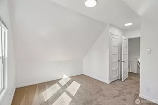 6558 16th Ave NW, Seattle, WA 98117 - Photo 17