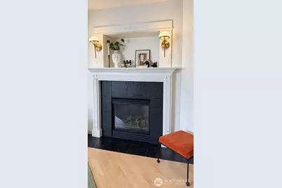 3619 22nd Avenue W #B, Seattle, WA 98199 - Photo 7