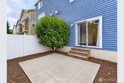 3619 22nd Avenue W #B, Seattle, WA 98199 - Photo 3