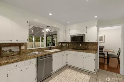 11601 NE 150th Place, Kirkland, WA 98034 - Photo 13