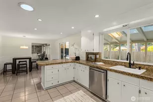 11601 NE 150th Pl, Kirkland, WA 98034 - Photo 9