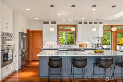 4397 Point White Drive NE, Bainbridge Island, WA 98110 - Photo 15