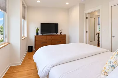 4836 Fauntleroy Way SW, Seattle, WA 98116 - Photo 11
