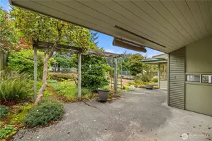 8910 Whitechuck Dr, Everett, WA 98208 - Photo 39