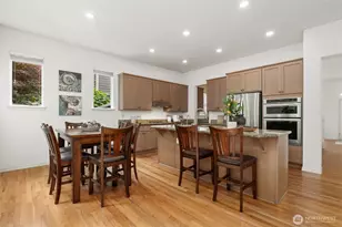 10625 NE 173rd Pl, Bothell, WA 98011 - Photo 11