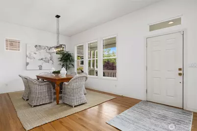 10625 NE 173rd Place, Bothell, WA 98011 - Photo 5