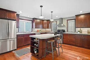 6710 Alonzo Ave NW, Seattle, WA 98117 - Photo 5