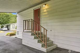 5900 64th St NE, Marysville, WA 98270 - Photo 5