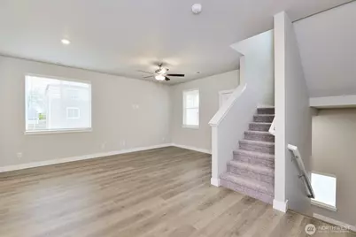 8779 151st Court E, Puyallup, WA 98375 - Photo 3