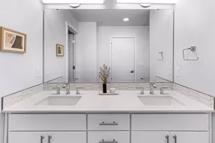 22425 69th Pl W, Mountlake Terrace, WA 98155 - Photo 21