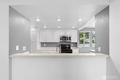 7525 Old Redmond Road #403, Redmond, WA 98052 - Photo 11