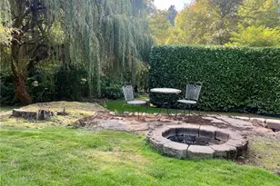 17514 W Riverside Dr, Bothell, WA 98011 - Photo 35