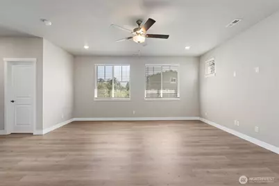 15136 87th Place E, Puyallup, WA 98375 - Photo 21