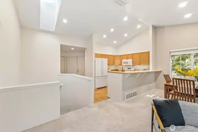 18555 NE 57th Street #18555, Redmond, WA 98052 - Photo 9